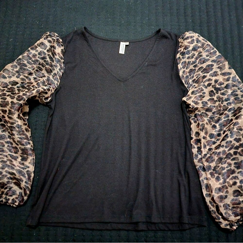 Leopard print blouse size L